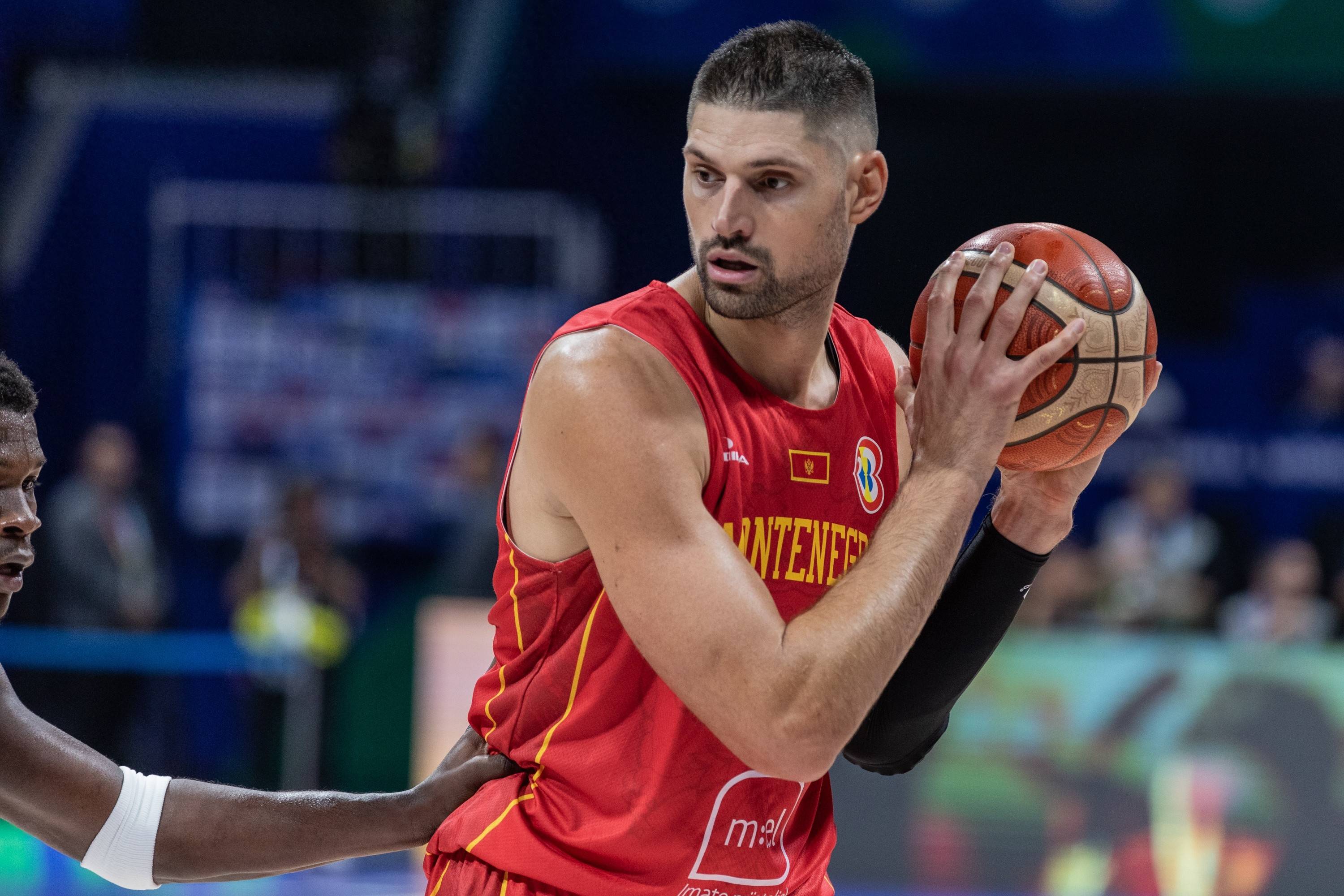 湖人轻取猛龙，武切维奇扛起全队