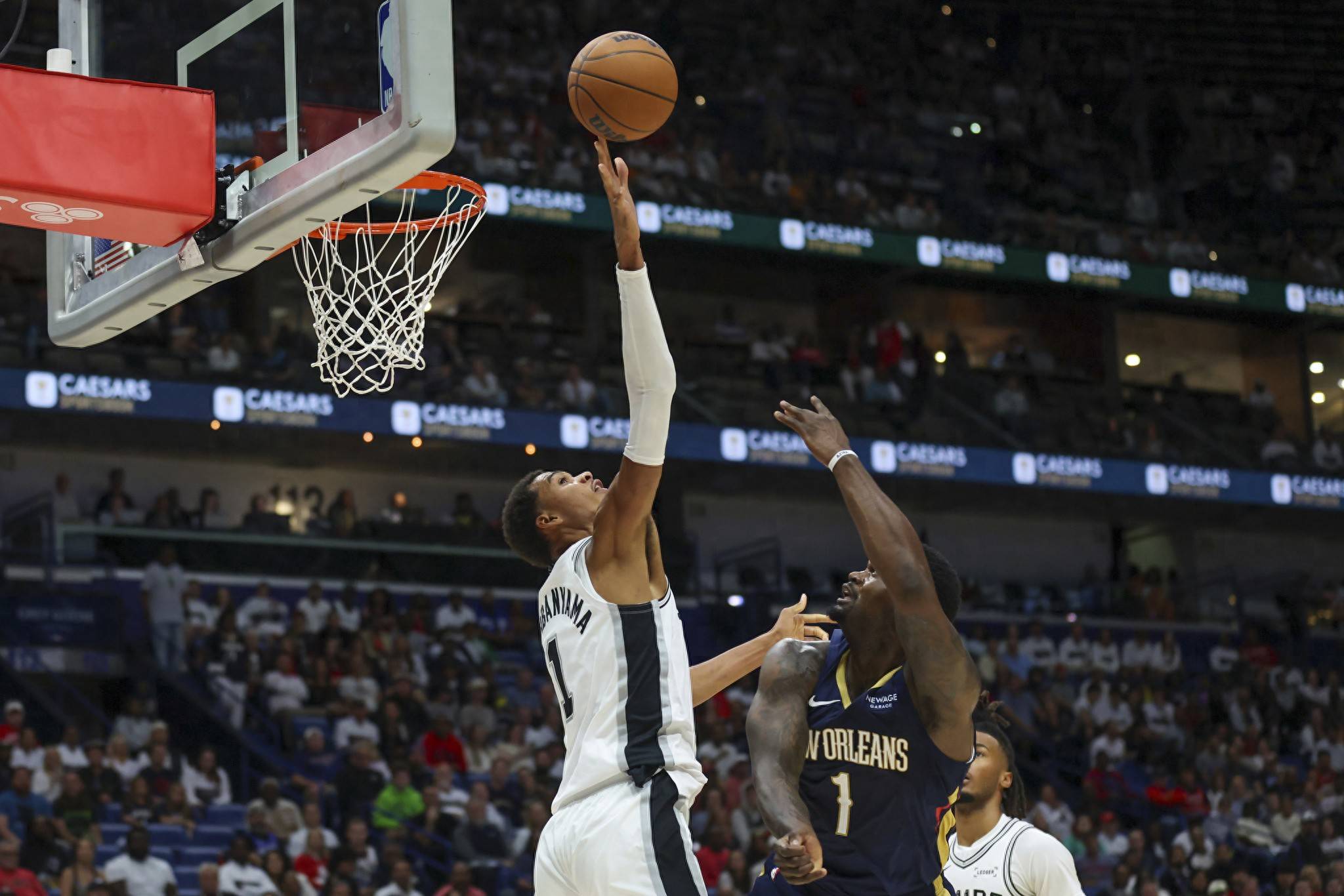 尼克斯轻取猛龙，锡安刷新纪录