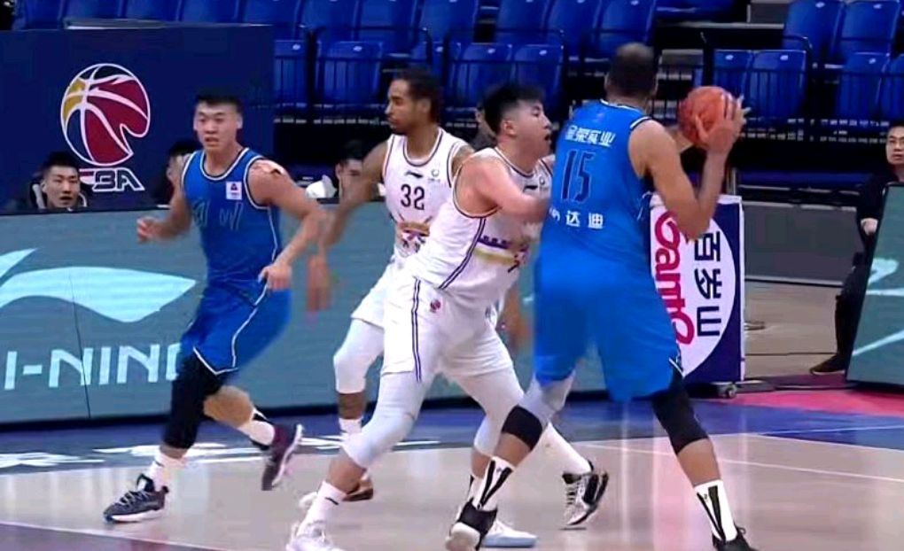 哈斯车队碾压红牛二队,皮亚斯特里刷新纪录 哈斯车队碾压红牛二队,皮亚斯特里刷新纪录