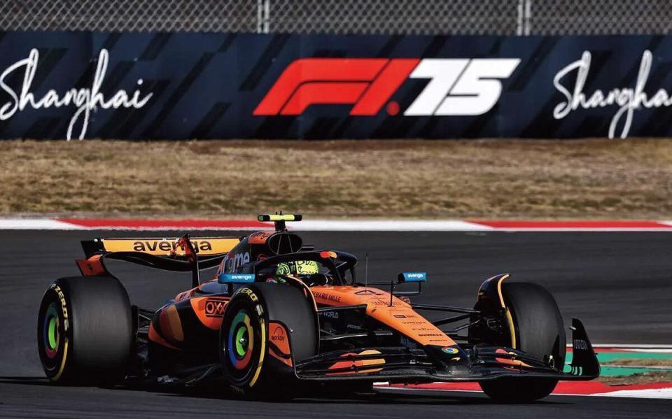 红牛车队绝杀梅赛德斯，皮亚斯特里高光表现