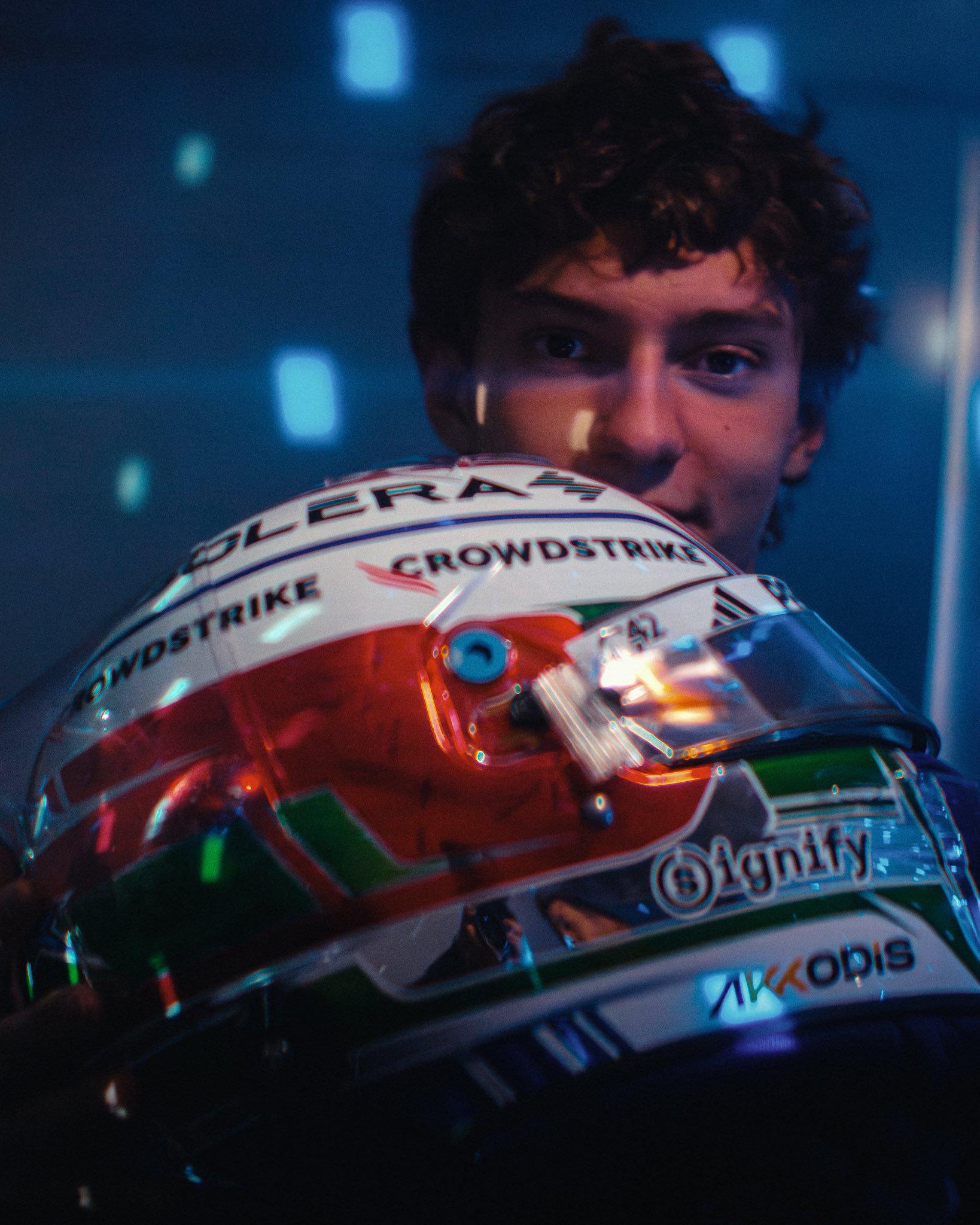 威廉姆斯逆转梅赛德斯，拉塞尔点燃赛场