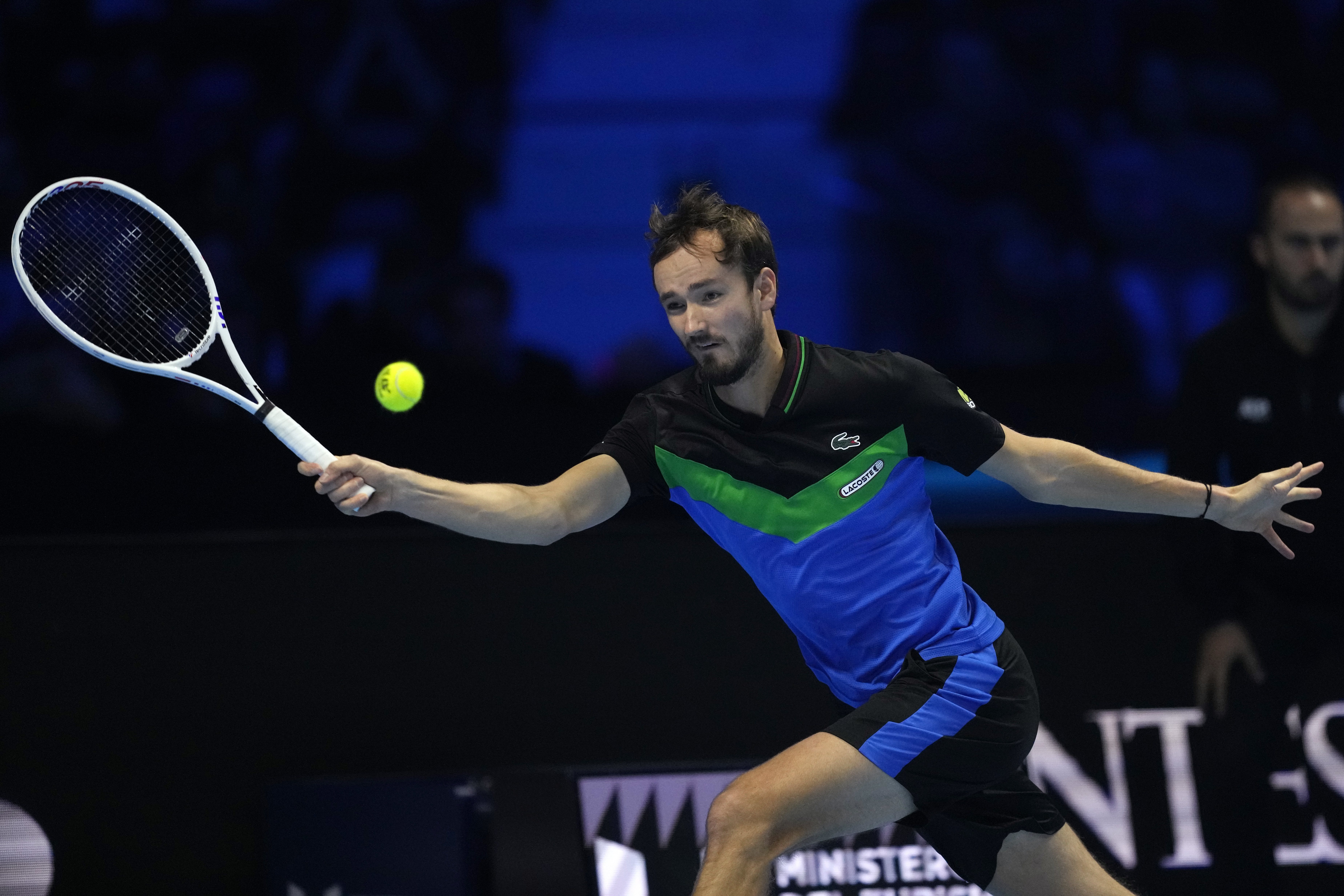 拉沃尔杯鏖战ATP总决赛，梅德韦杰夫统治全场