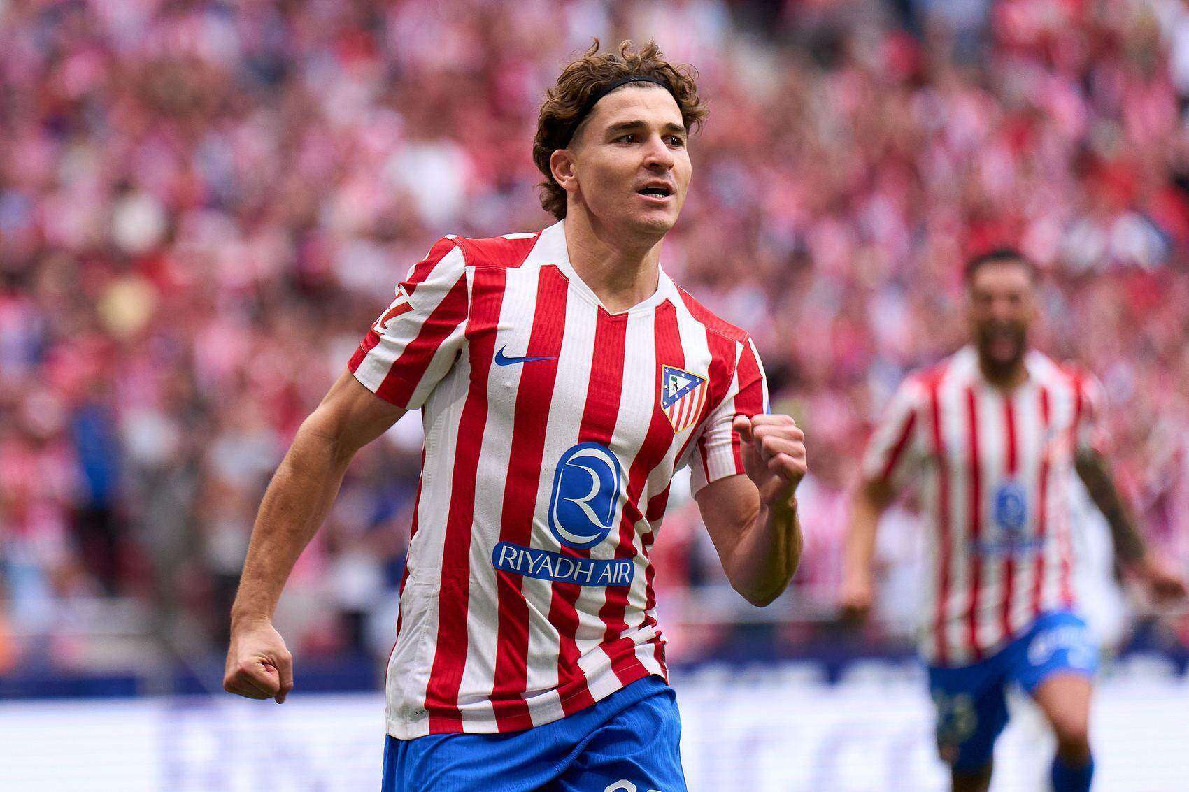 巴西横扫中国,阿尔瓦雷斯高光表现 巴西横扫中国,阿尔瓦雷斯高光表现