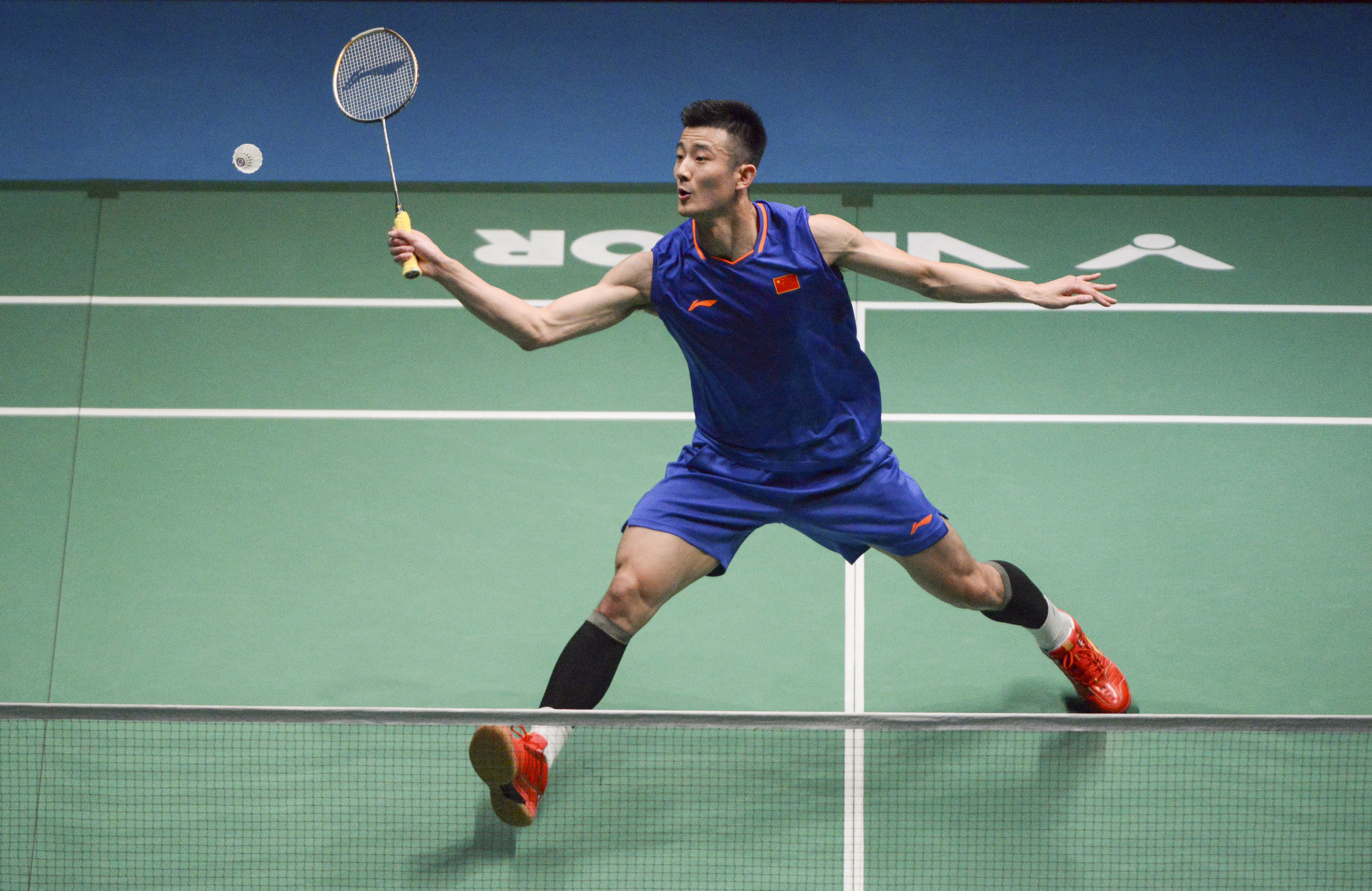 中国羽毛球队翻盘丹麦羽毛球队，谌龙高光表现