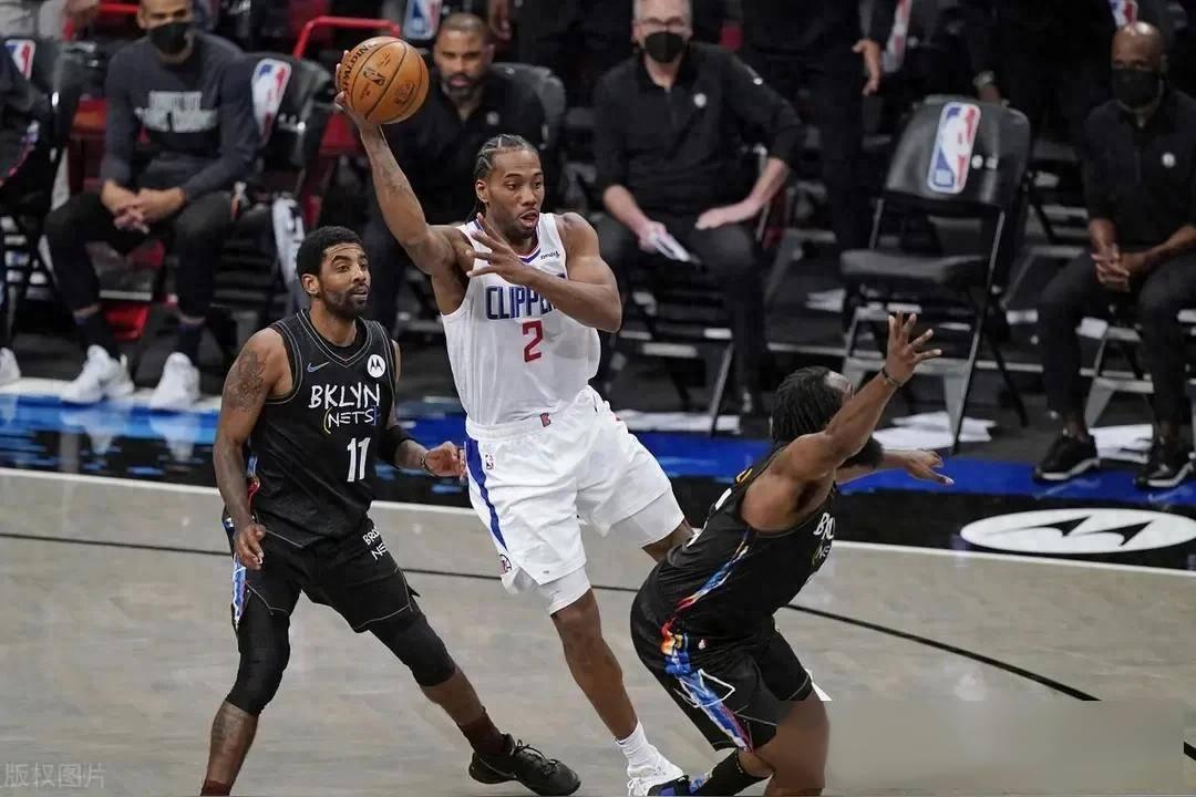 快船客场战胜篮网，取得连胜