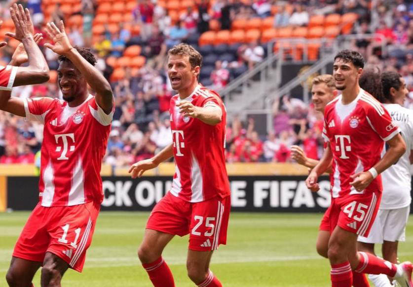 慕尼黑德比：拜仁对阵慕尼黑，火爆比赛引发观赏热潮