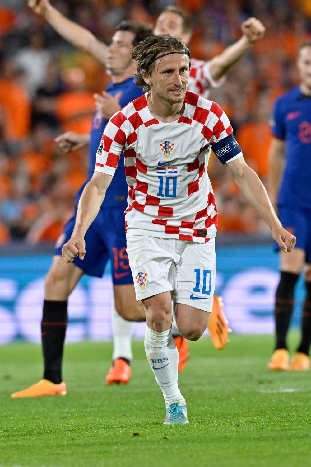 克罗地亚队晋级欧锦赛八强，胜利在望