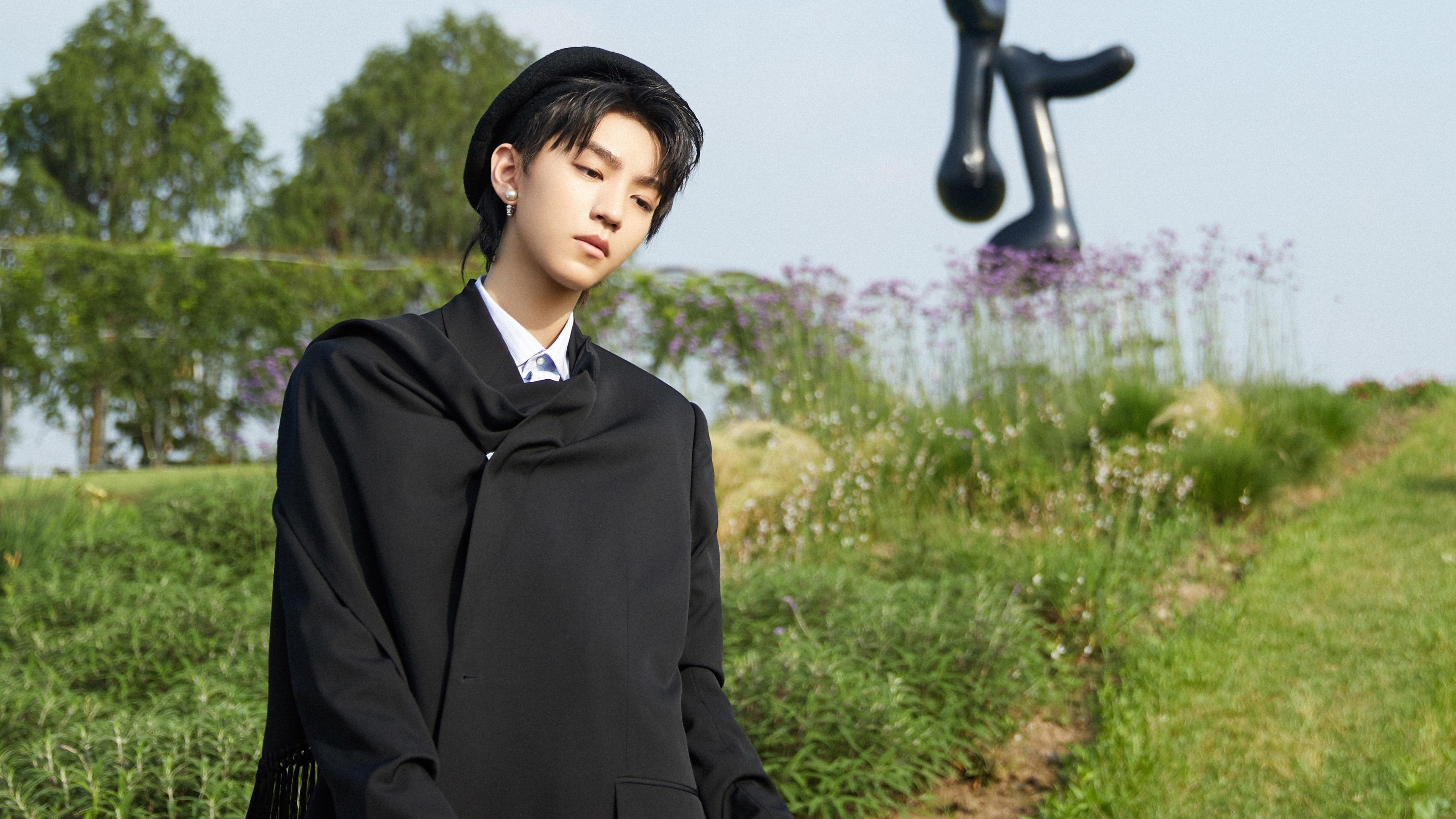 巴尔韦德在焦点战证明自己，伊拉克粉碎冰岛，体育世界的双重启示