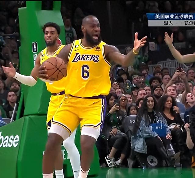 湖人轻取江苏队，霍勒迪带队取胜